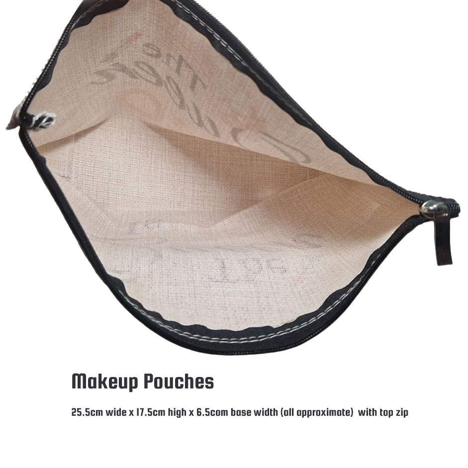 I'm 40 Bitches - Makeup Pouch - Image 2